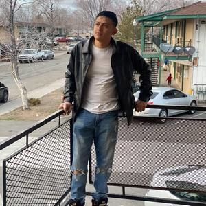 Meet your Posher, Andy